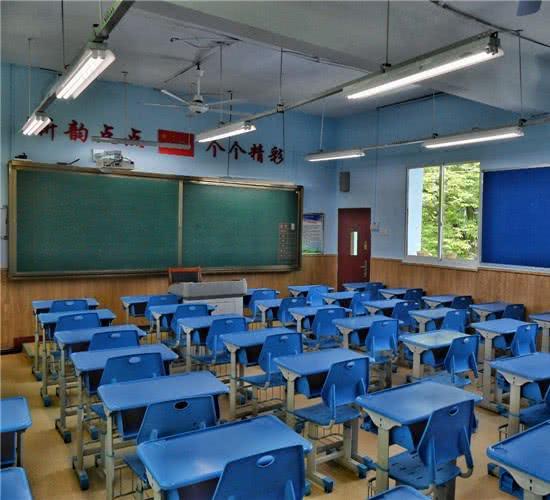 最长寒假结束,重庆各学校明日复课,快来看看努力的学校有你的吗