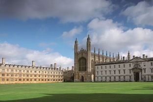 当他的世界足够广阔,他笔下的江湖才足够动人