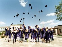 辽宁石油化工大学里的“明日学院” 化工菁英的摇篮